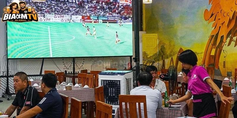 Lý do nên xem bóng đá tại quán nhậu?