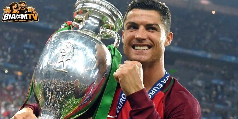 Tổng quan về sự nghiệp của chân sút Ronaldo 